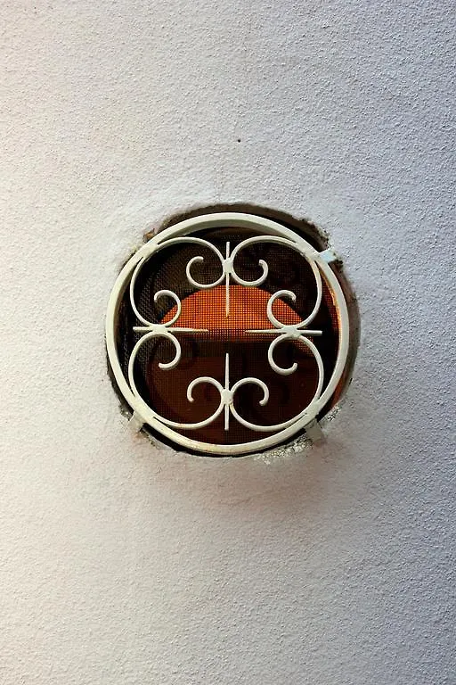Appartamentino Via Caronda カターニア 0*,  イタリア